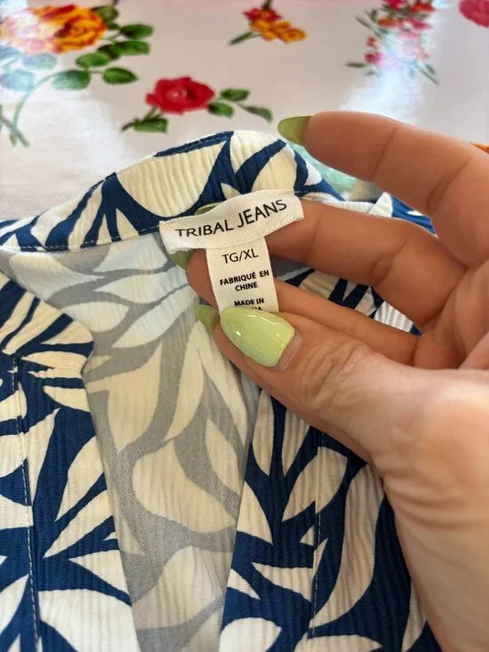 Tribal Jeans Knit Dress with Back Placket White and Blue Leaf Size XL - Picture 3 of 5